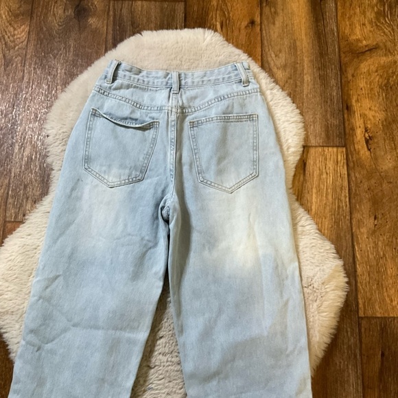 Petal & Pup Light Wash Asymmetrical Button Fly Denim Jeans Women's 0 Raw Hem - Picture 10 of 10